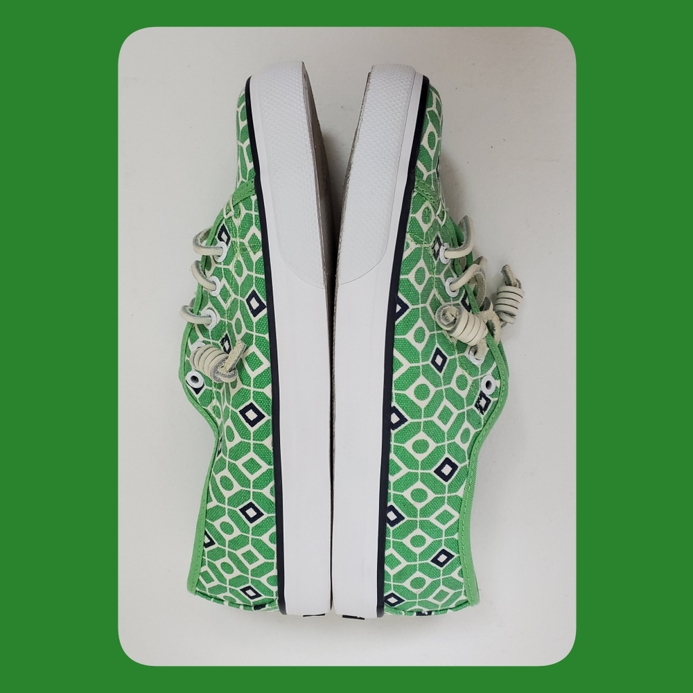 SOLD Sperry slip-on sneakers - Picture 3 of 11